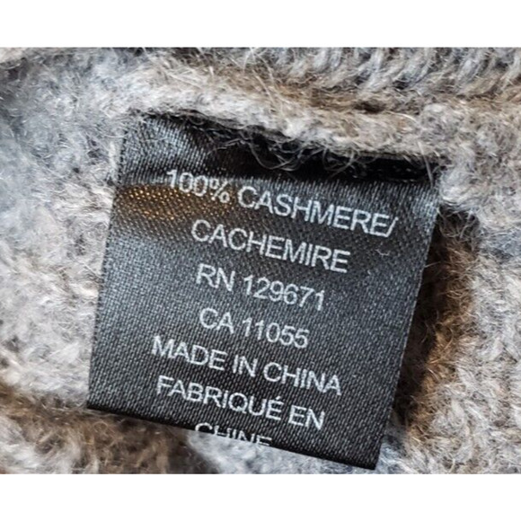 Skull Cashmere Womens Gray Long Sleeve Sweater Hood Size Medium Soft Comfort - Picture 7 of 9